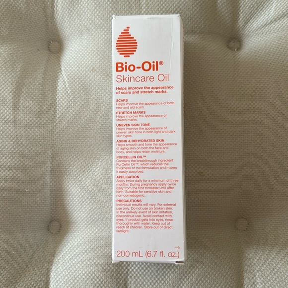 Bio-Oil - Picture 1 of 2